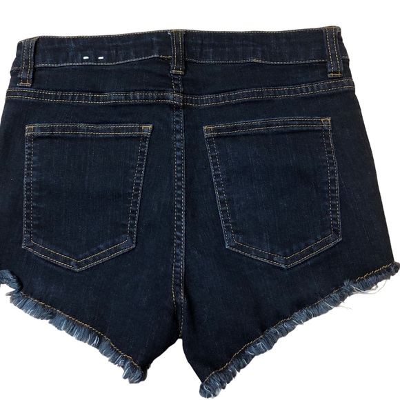 Wild Blue Dark Denim Shorts NWOT🌸🌸 - Picture 4 of 8